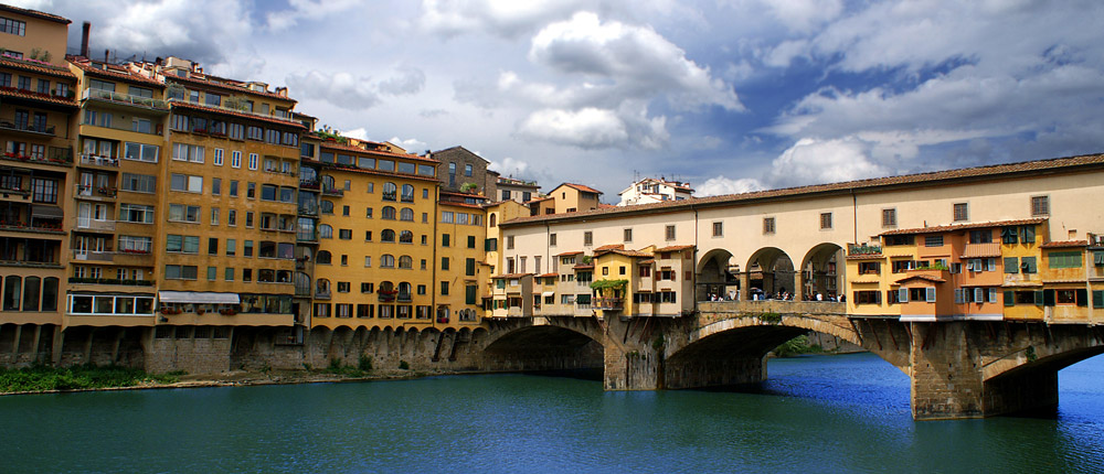 Ponte Vecchio Luxury Apartment - Apartments for Rent in Florence